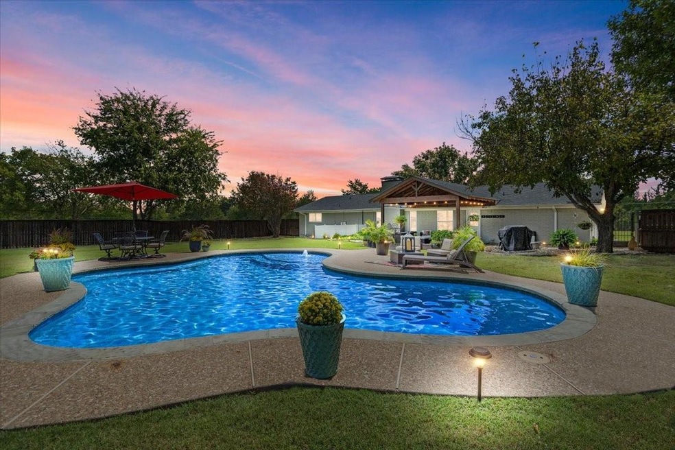 175 Glenwood Dr, Denison, TX 75020 - photo 1