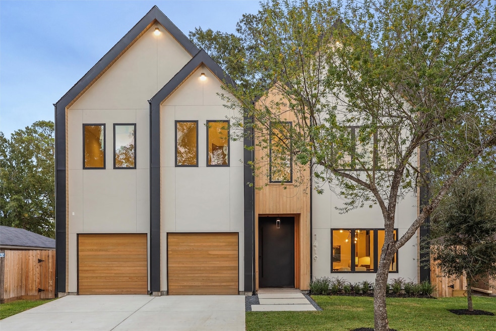 1419 Hewitt Dr, Houston, TX 77018 - photo 1