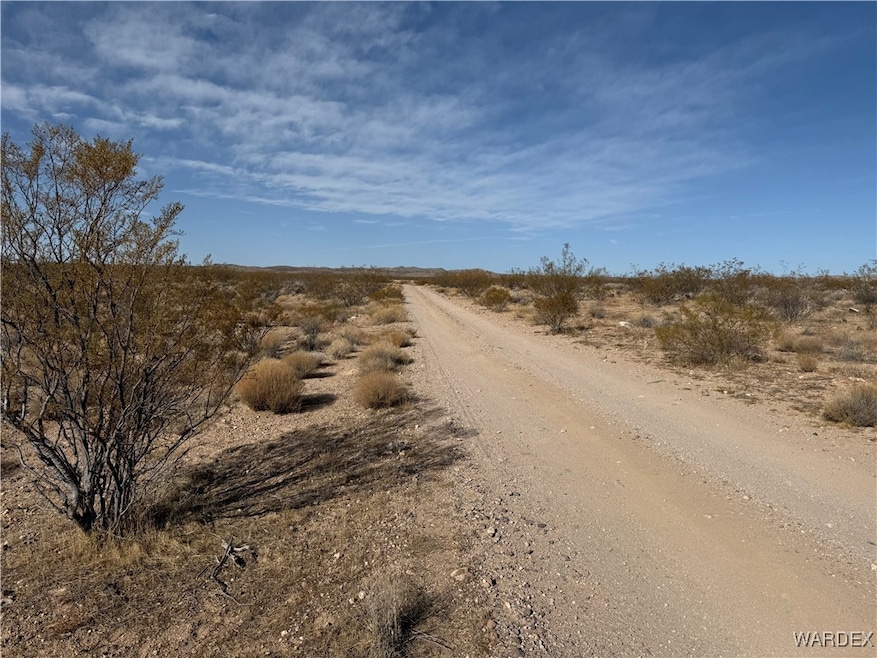 3 Lots W Gateway Acres Rd, Dolan Springs, AZ 86441 - photo 1
