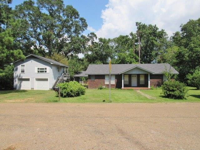 1020 Maxine Ave, McComb, MS 39648 - photo 1