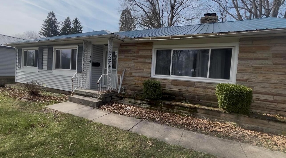 769 Summit St, Marion, OH 43302 - photo 1