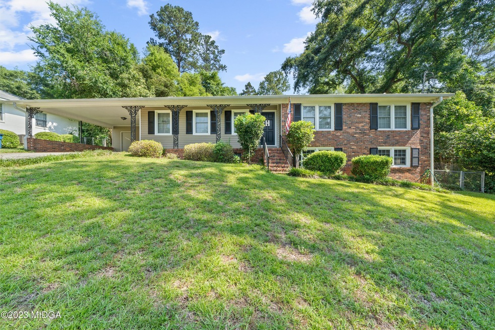 1144 Newport Rd, Macon, GA 31210 - photo 1