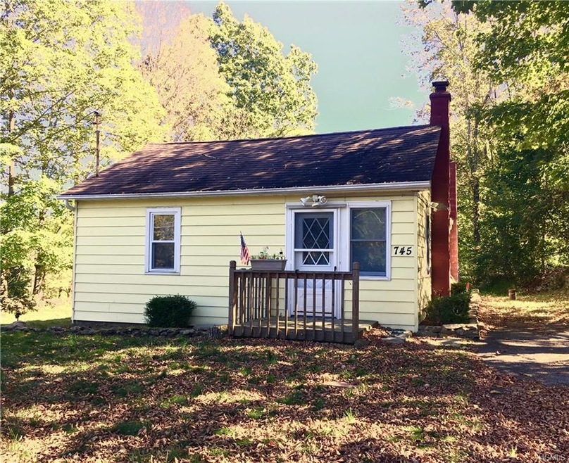 745 Mullock Rd, Port Jervis, NY 12771 - photo 1