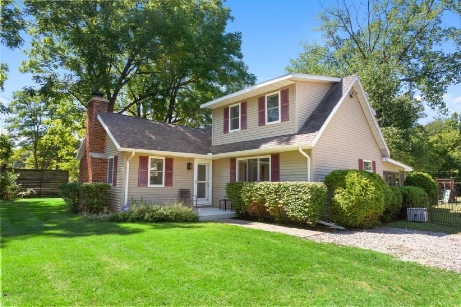 12442 Baldwin Rd, Sawyer, MI 49125 - photo 1