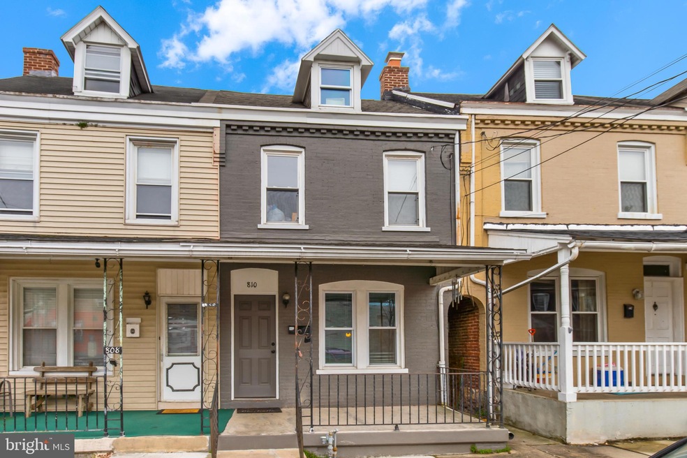 810 Prangley Ave, Lancaster, PA 17603 - photo 1