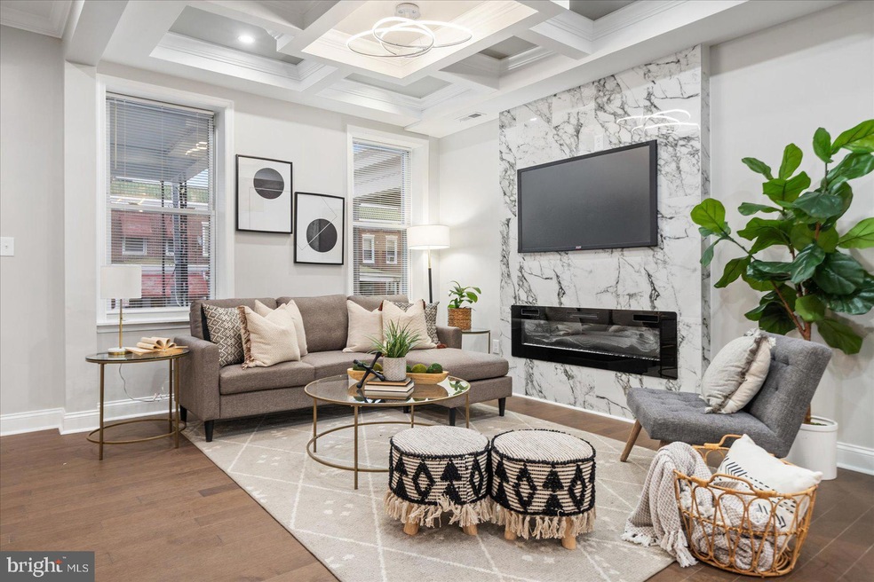 520 Mount Holly St, Baltimore, MD 21229 - photo 1