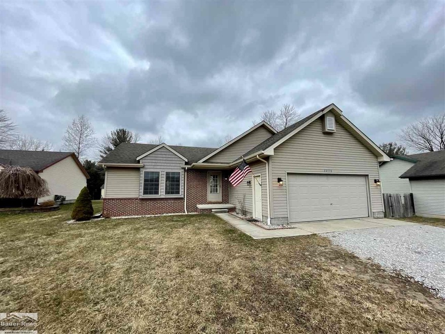 5058 Anglewood Ct, Kimball, MI 48074 - photo 1