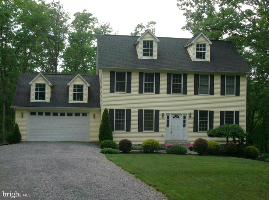 611 Hawks Nest I, Berkeley Springs, WV 25411 - photo 1