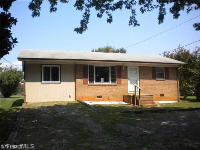 3004 Wilkesboro Hwy, Statesville, NC 28625 - photo 1
