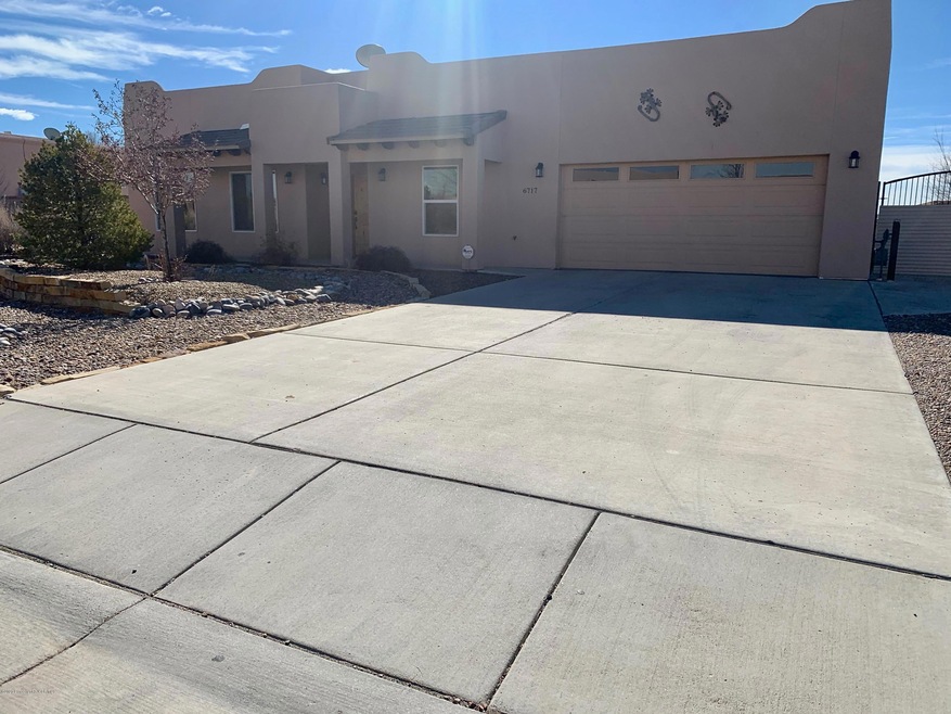 6717 Pecos St, Farmington, NM 87402 - photo 1