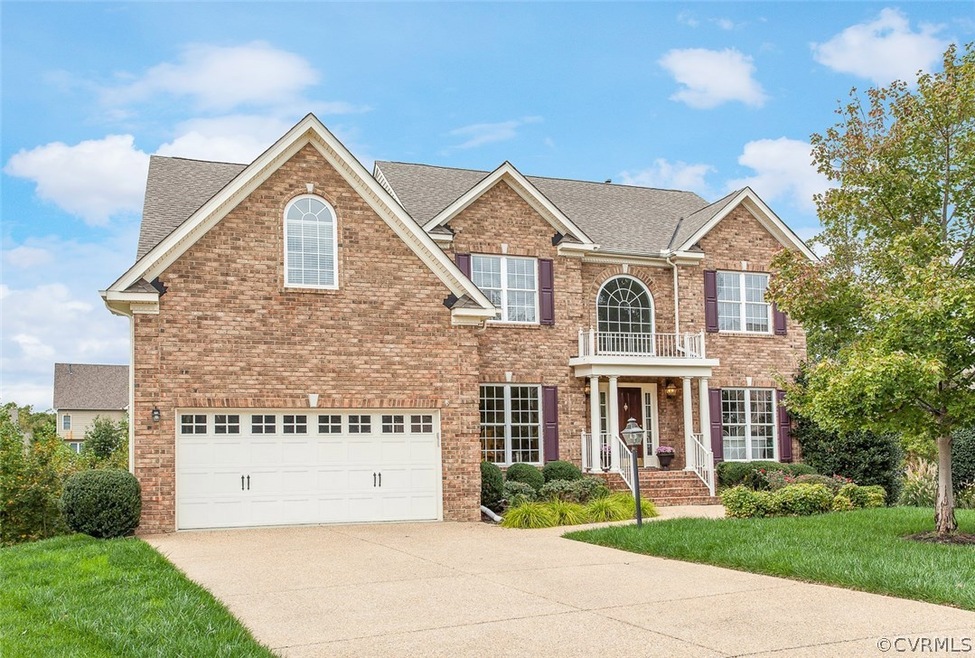 Welcome to 14642 Charter Walk Court! Stunning home