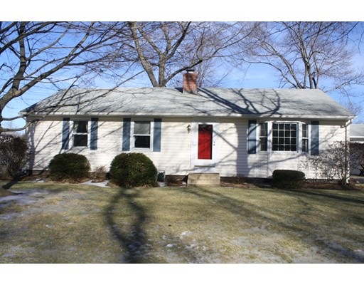 9 Oakman St, Turners Falls, MA 01376 - photo 1