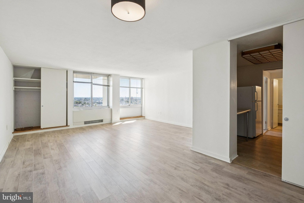 Hopkinson House unit 1505, Philadelphia, PA 19106 - photo 1