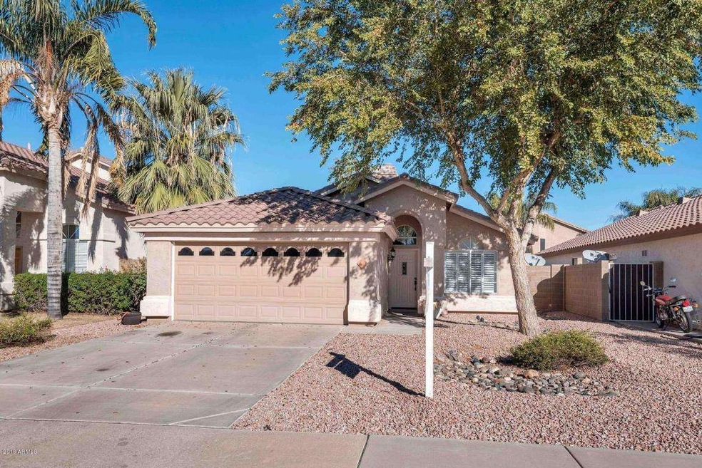 504 W San Remo St Gilbert AZ-large-001-1