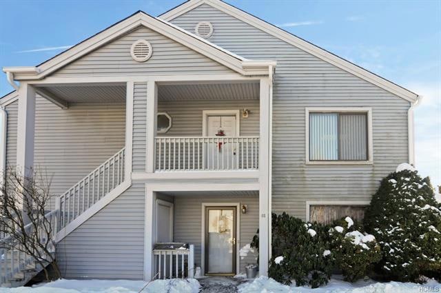 82 Lake Ridge Cove unit 82, Mohegan Lake, NY 10547 - photo 1