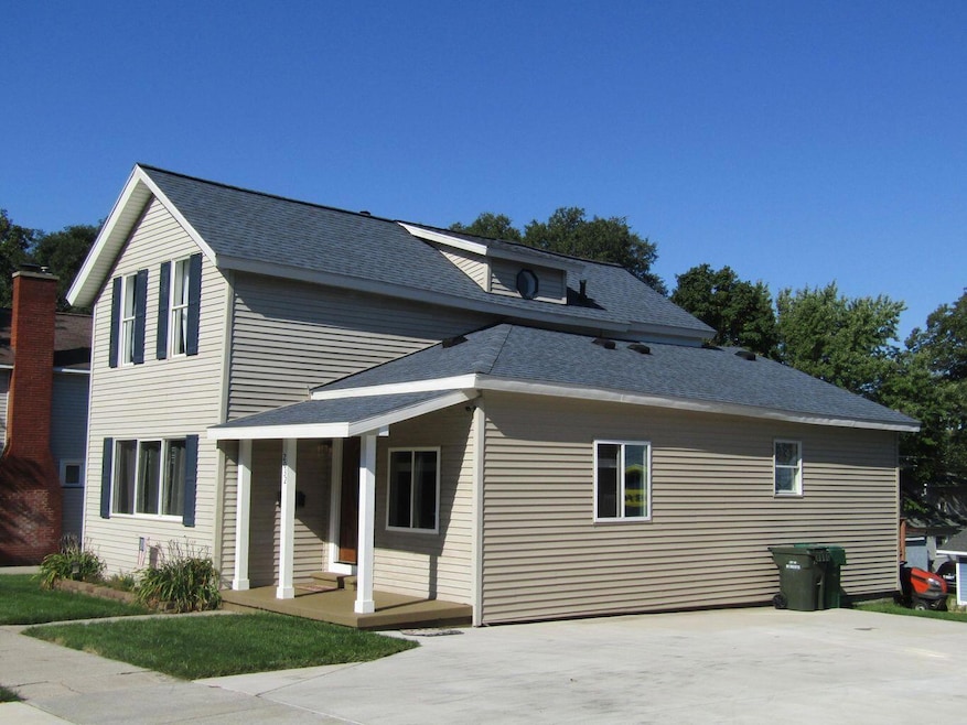 For Rent $2,400/month