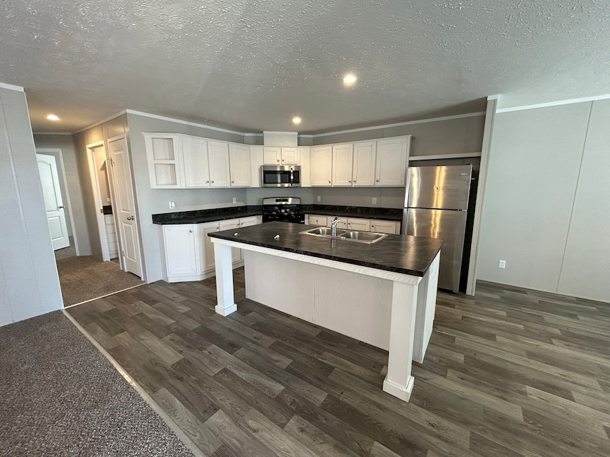 509 Washington unit 509, Belleville, MI 48111 - photo 1