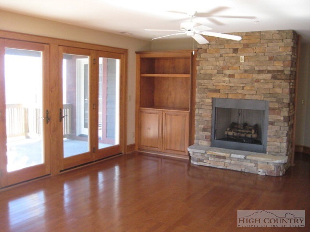 518 Indian Paintbrush Dr, Banner Elk, NC 28604 - photo 1