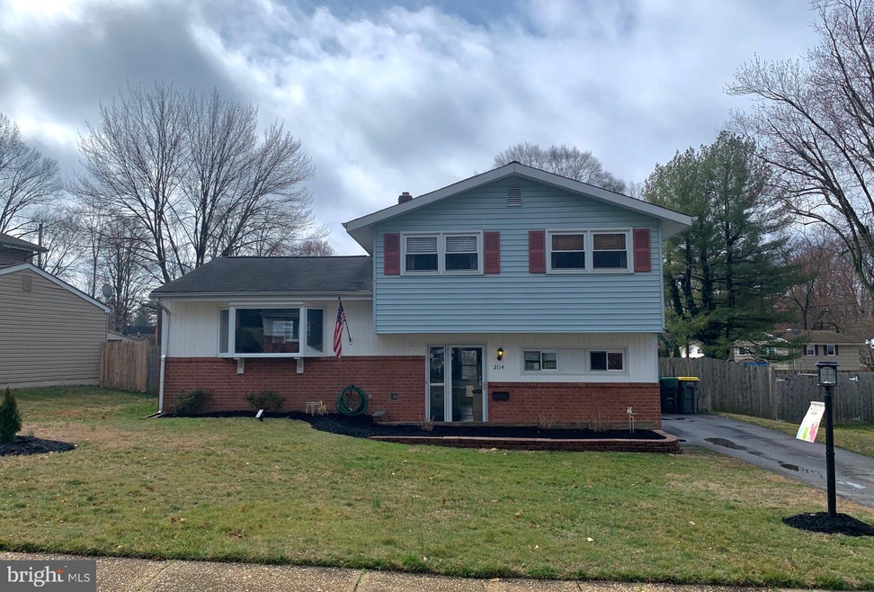 2114 Peachtree Dr, Wilmington, DE 19805 - photo 1