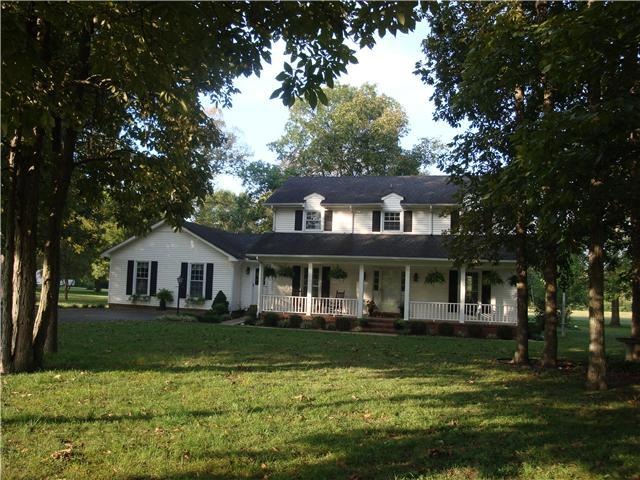 Welcome to 1744 McBride Road which is about three miles north of Lewisburg, Tennessee just off of 31-A (Nashville Highway).