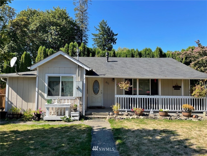 611 S 5th St, Toledo, WA 98591 - photo 1