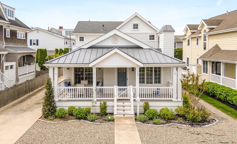 Pending $3,295,000 • Co-Listing Agent