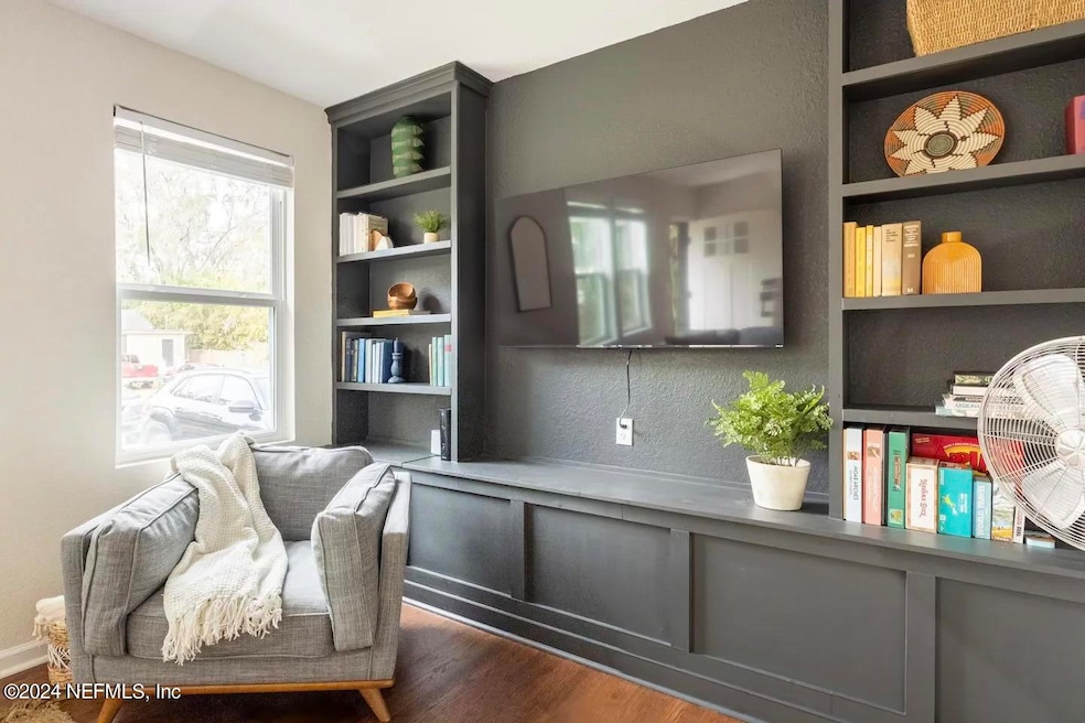 1421 Dakar St, Jacksonville, FL 32205 - photo 1