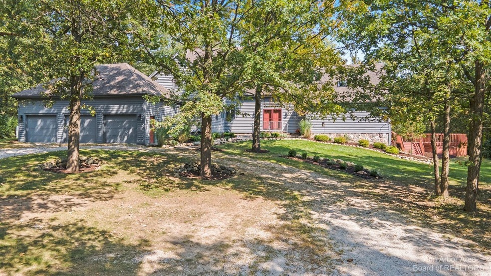 5125 Dexter Pinckney Rd, Dexter, MI 48130 - photo 1