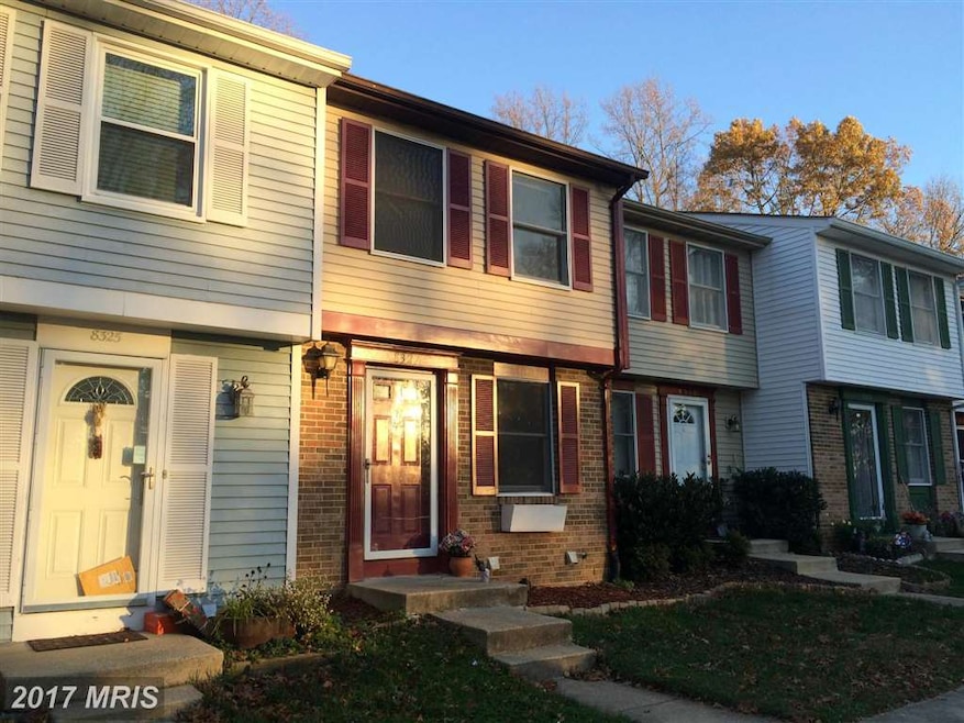 8327 Wind Fall Rd, Springfield, VA 22153 - photo 1