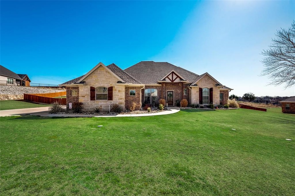 3704 Little Oak Ln, Weatherford, TX 76087 - photo 1
