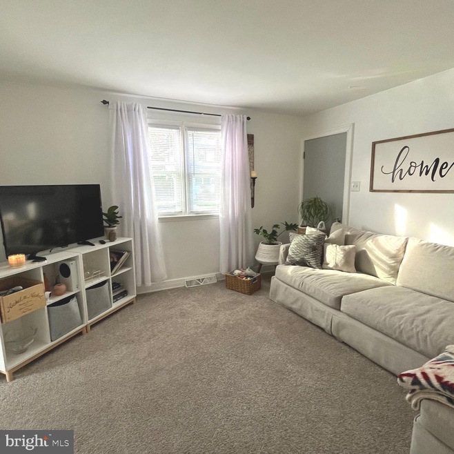 128 Princeton Rd unit 1, Audubon, NJ 08106 - photo 1