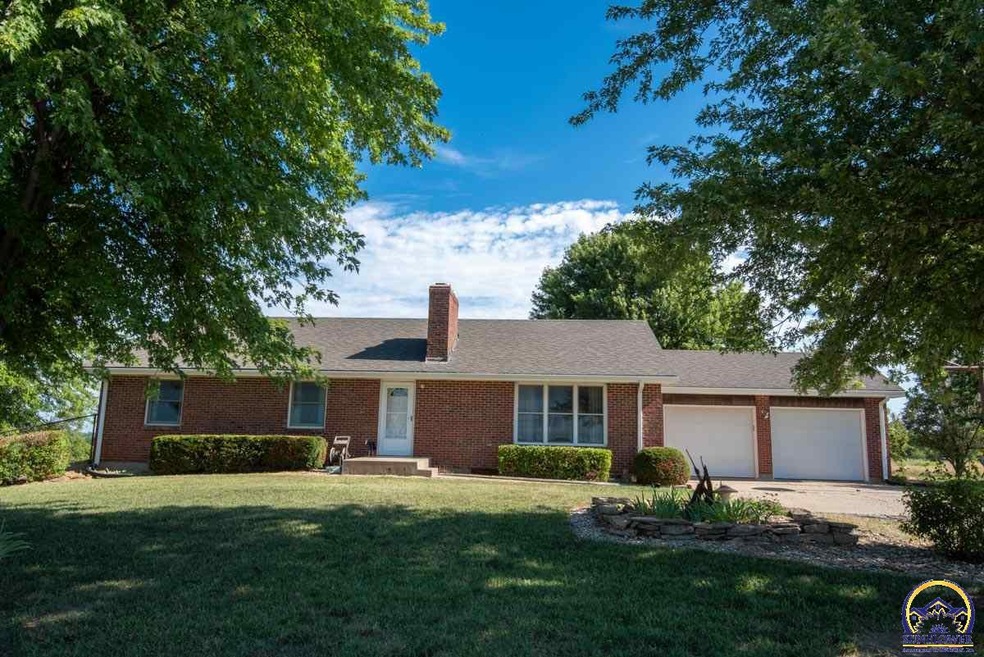 6730 SW 93rd St, Wakarusa, KS 66546 - photo 1