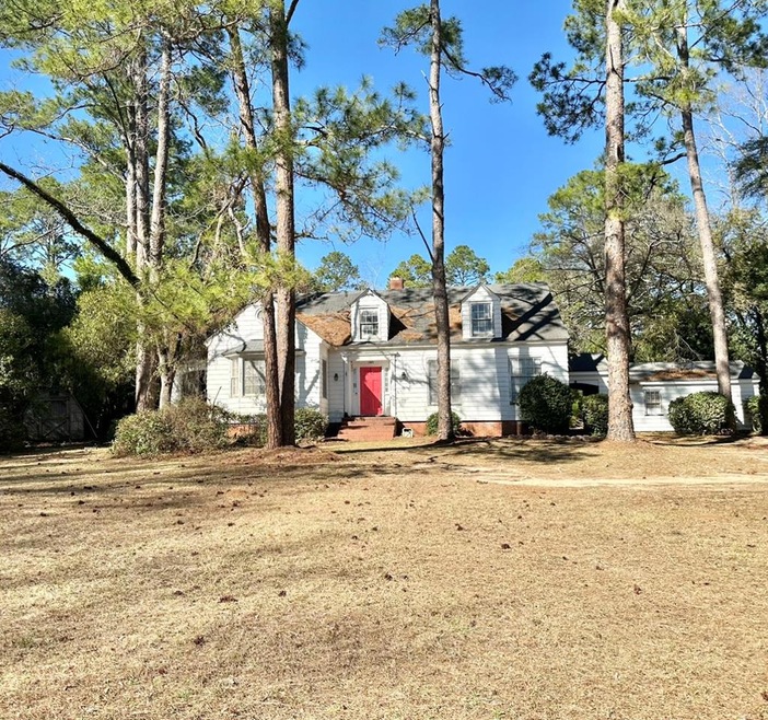 1303 W 3rd Ave, Albany, GA 31707 - photo 1