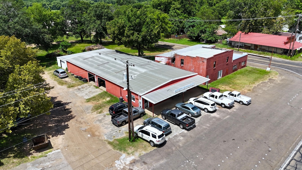 15700 Hwy 175 E, Poynor, TX 75852 - photo 1