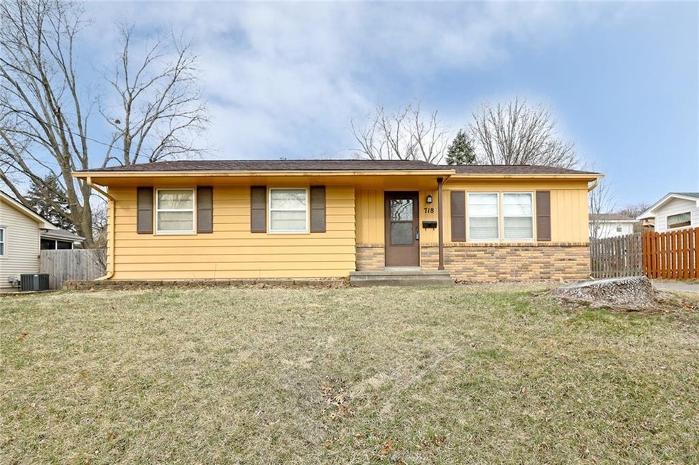 718 34th St, West Des Moines, IA 50265 - photo 1