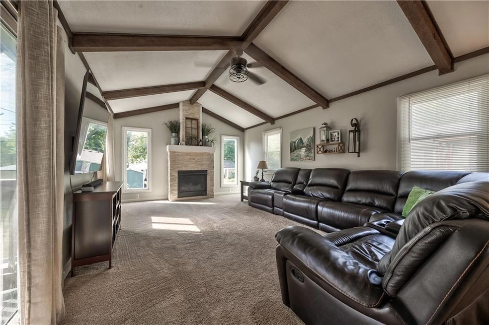 Pending $250,000 • Co-Listing Agent