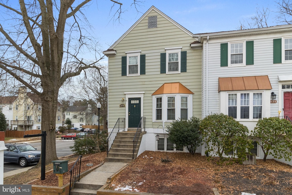 1496 Lowell Ct, Crofton, MD 21114 - photo 1