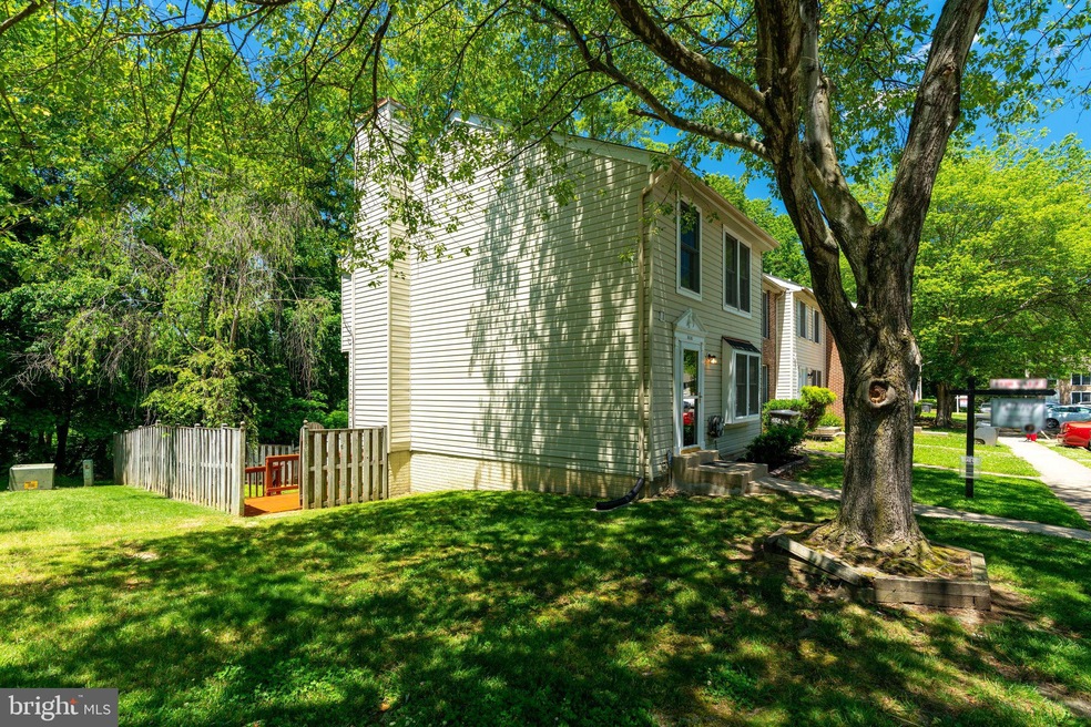 3606 Wharf Ln, Triangle, VA 22172 - photo 1