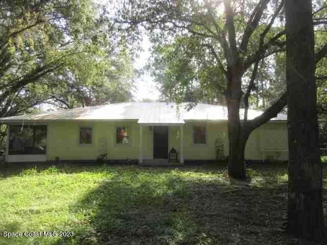 2423 Stephanie Wy - Front Elevation