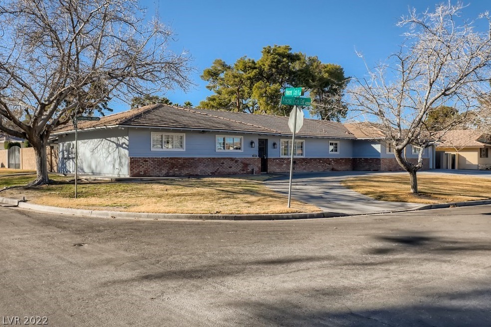 4237 E Pinecrest Cir, Las Vegas, NV 89121 - photo 1