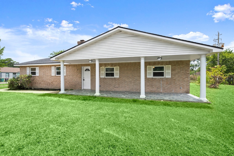 Sold • Co-Listing Agent