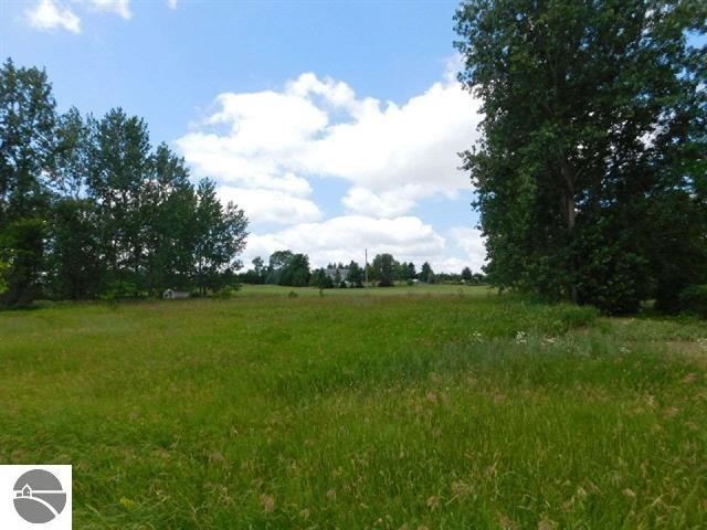 7230 E Harrys Rd, Traverse City, MI 49684 - photo 1