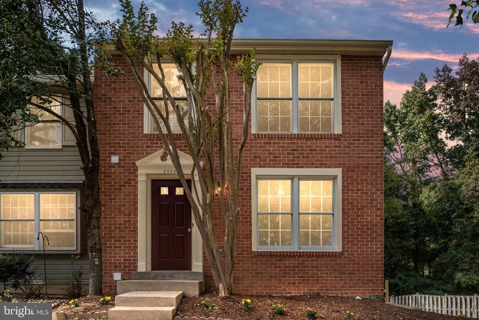 3608 Wharf Ln, Triangle, VA 22172 - photo 1