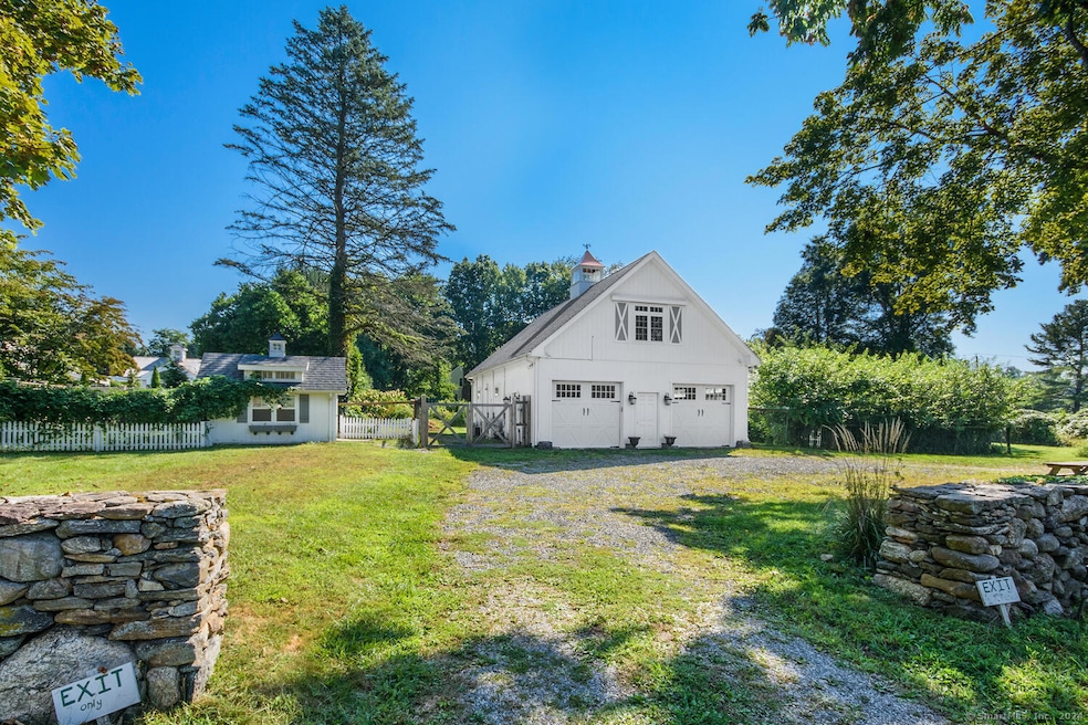 1120 Hulls Hwy, Southport, CT 06890 - photo 1