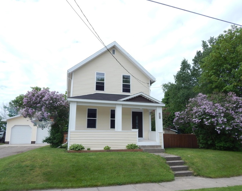 708 Spruce 3 bed 1 bath