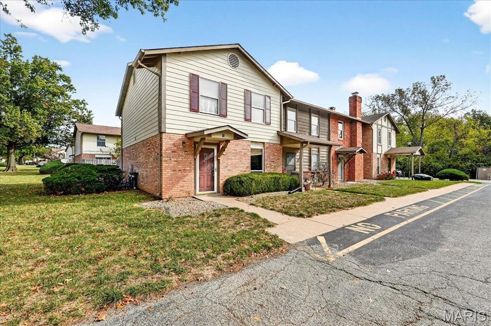 21 Park Charles Blvd N unit D, Saint Peters, MO 63376 - photo 1