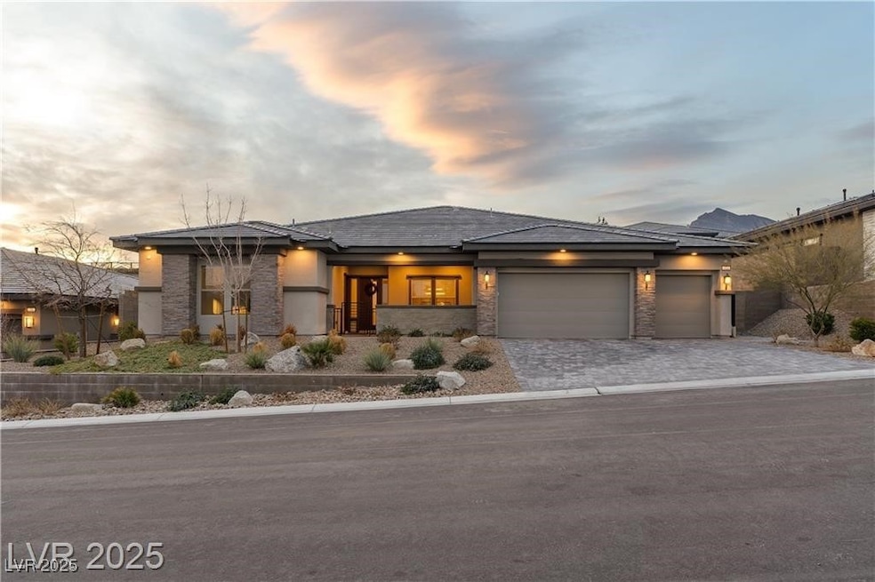 733 Aberdeen Tartan St, Las Vegas, NV 89138 - photo 1