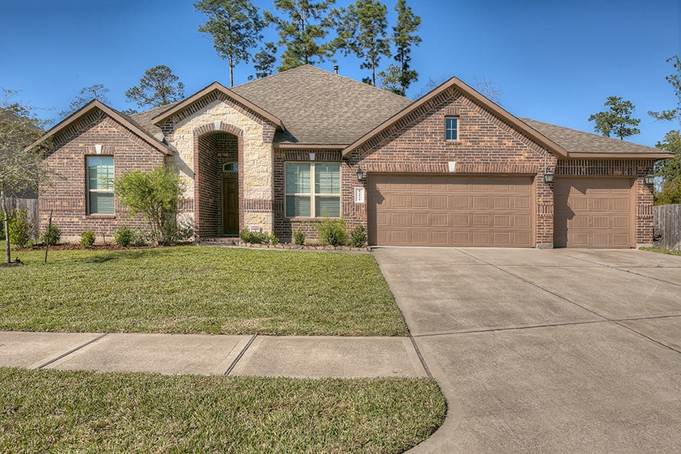14121 N Crater Lake Ct, Conroe, TX 77384 - photo 1
