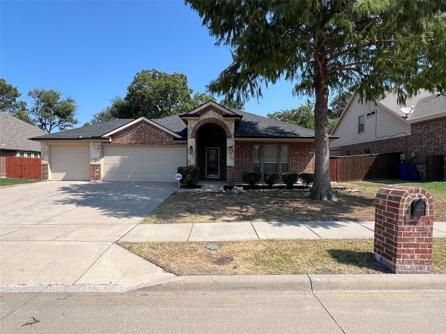 725 Fannin Dr, Lavon, TX 75166 - photo 1