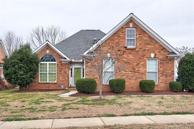 141 Fox Den Cir, Statesville, NC 28677 - photo 1